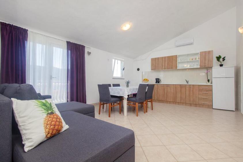 Apartman Belakusic 1 Grebaštica Exterior foto